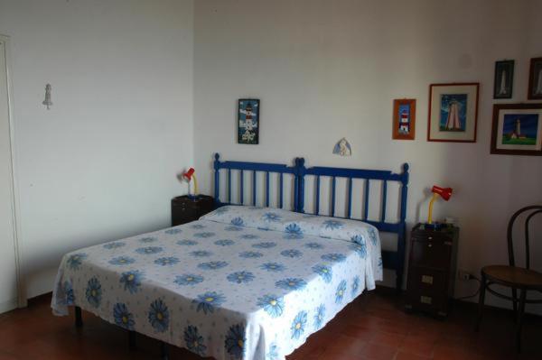Villa Le Sprizze A Bordo Del Mare - Goelba Марчиана-Марина Экстерьер фото