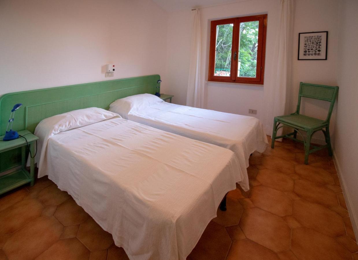 Villa Le Sprizze A Bordo Del Mare - Goelba Марчиана-Марина Экстерьер фото