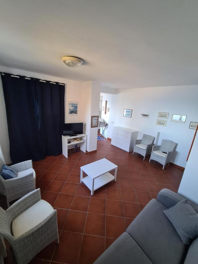 Villa Le Sprizze A Bordo Del Mare - Goelba Марчиана-Марина Экстерьер фото